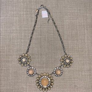 lia sophia flower necklace